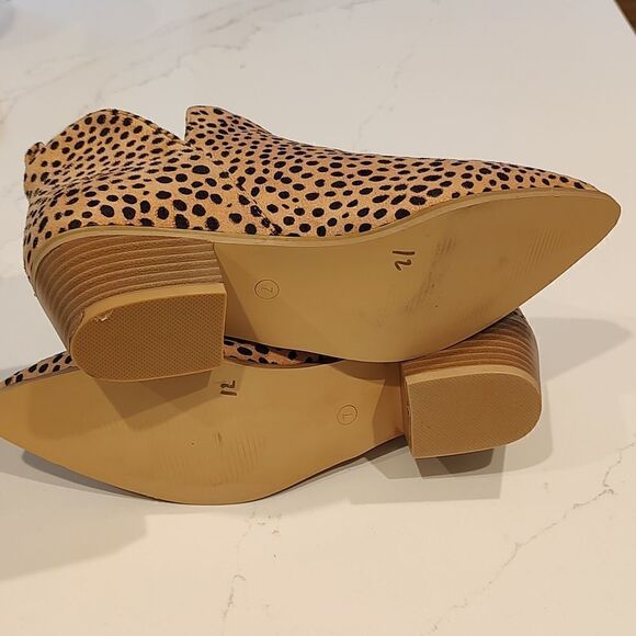 Cheetah Print Slip On Ankle Boots Size 7 - Picture 5 of 7